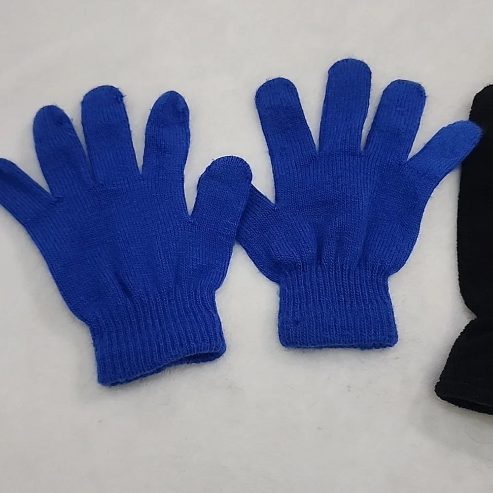 Boy's 3 Blue And Black Glove Bundle XS/S